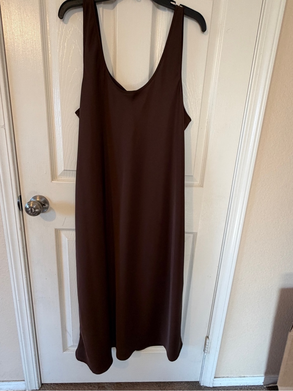 Old Navy Brown Sleeveless Midi Dress - Scoop Neck - Picture 3 of 3